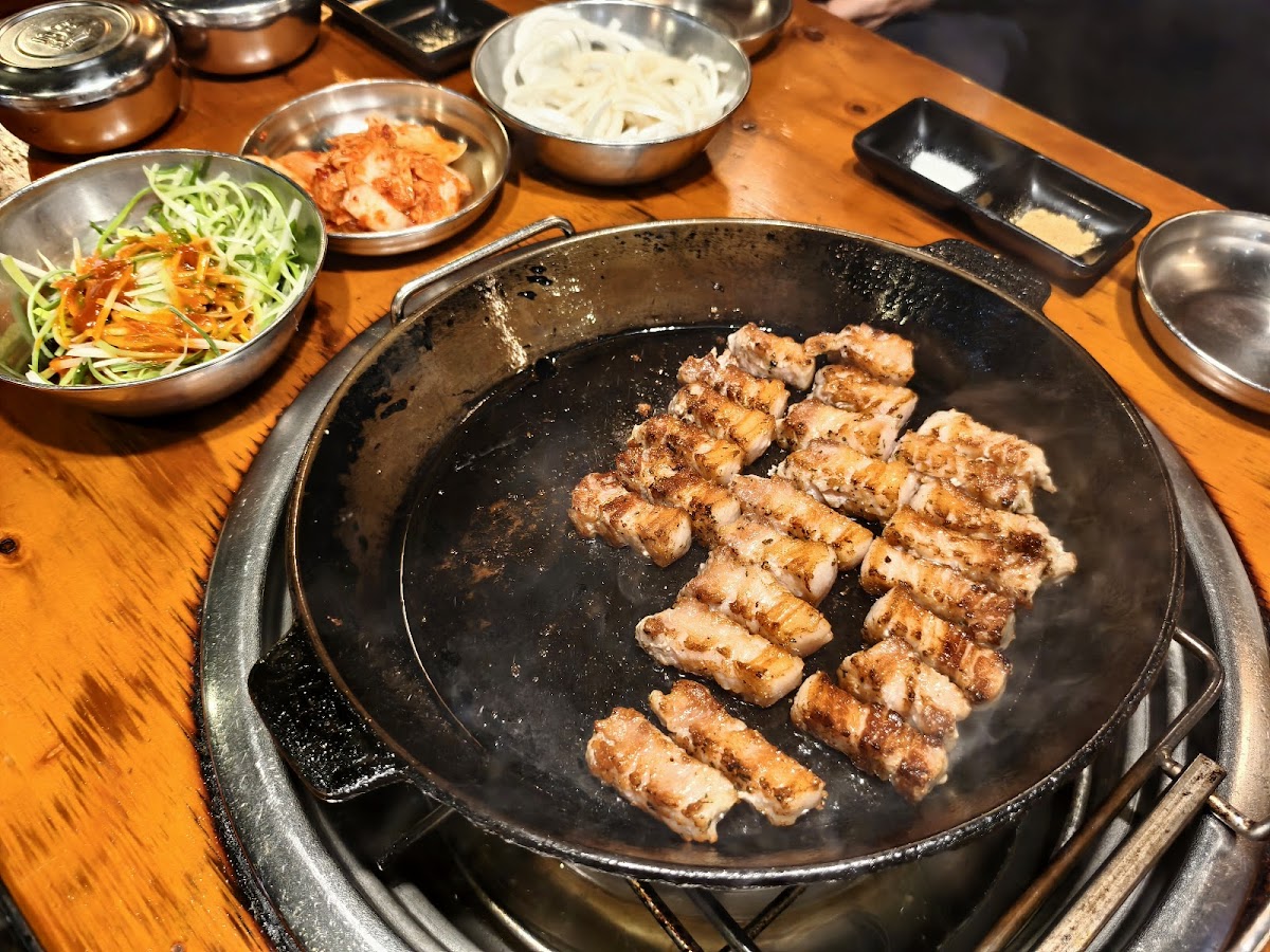 Haengbok Chupungnyeong Kal Samgyeopsal Photos 2